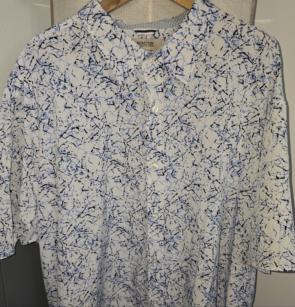 Kenneth Cole White and Blue Patterned Shirt